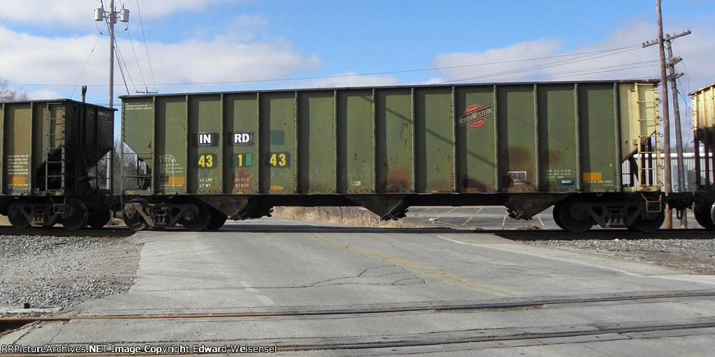 INRD 43143 crosses Green Road